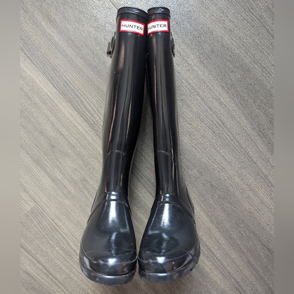 Hunter Rain Boots - Like New - Size 8 - Picture 6 of 10